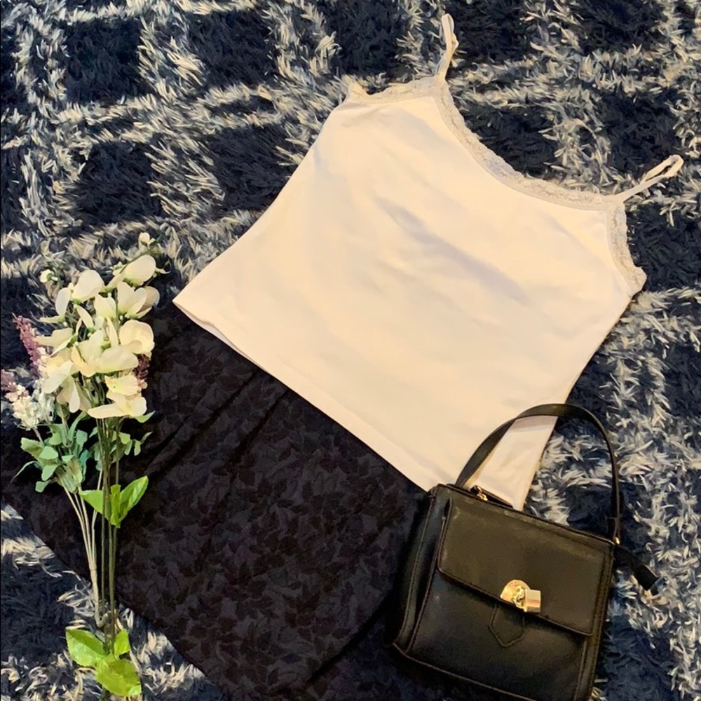 Anna Taylor | White Camisole